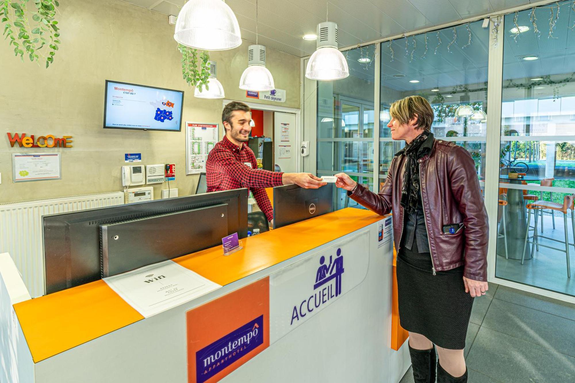 Montempo Apparthotel Toulouse Balma エクステリア 写真